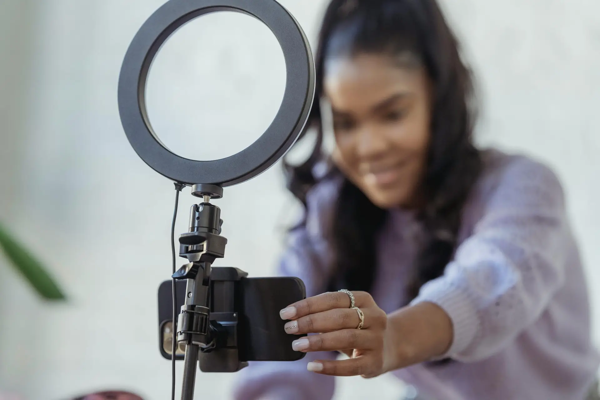 ring light influencer marketing beauty